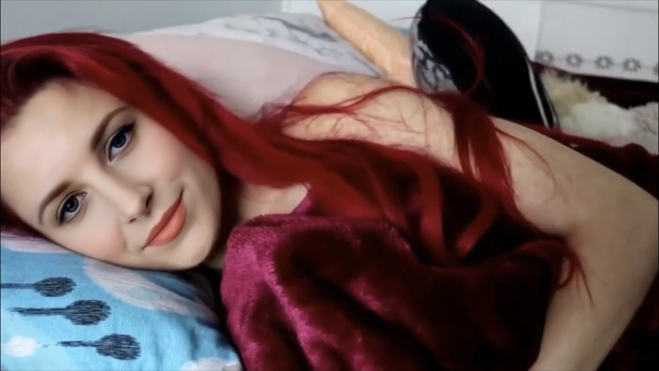 Falling Asleep Next to Hayley Williams POV (SFW)